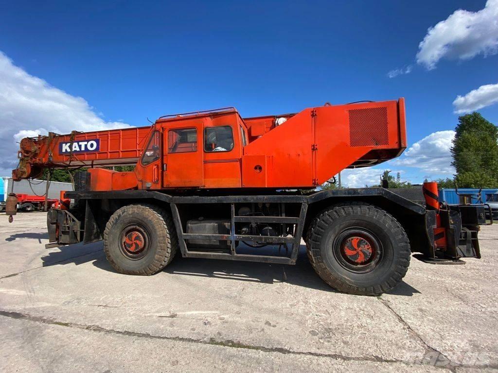 Kato KR 500 Arazi Tipi Vinçler (RT)