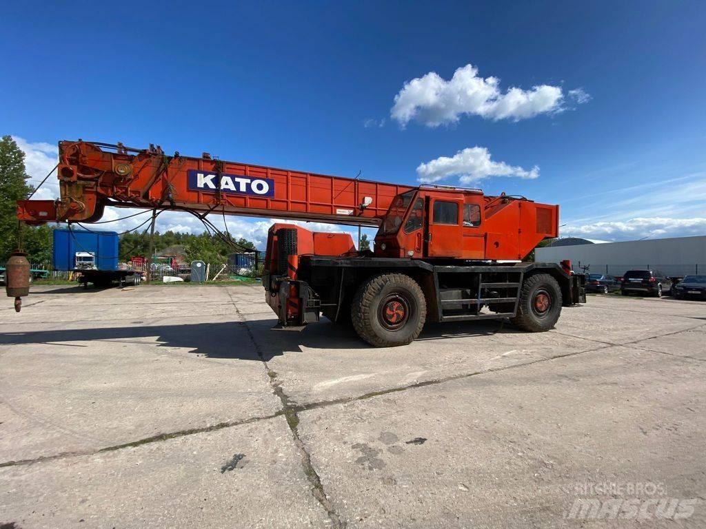 Kato KR 500 Arazi Tipi Vinçler (RT)