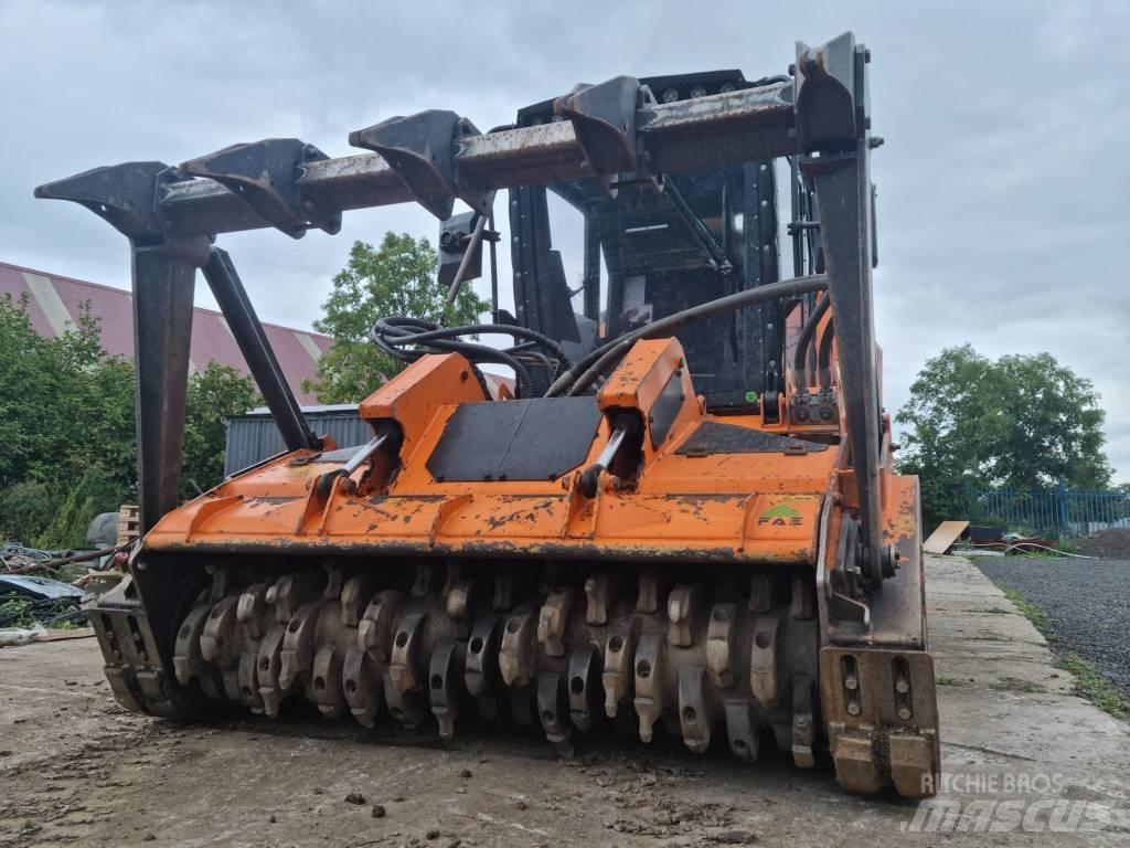 FAE PT-300 Orman traktörleri