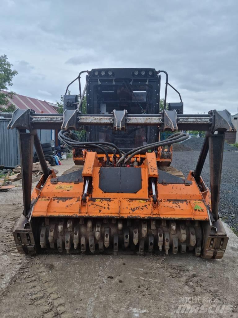FAE PT-300 Orman traktörleri