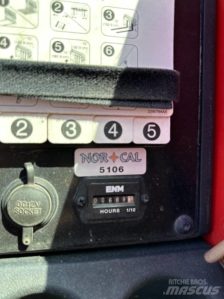 SkyJack SJ 843 Teleskopik yükleyiciler