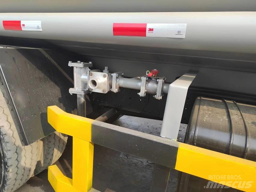 Shacman F3000 6X4 Su tankerleri
