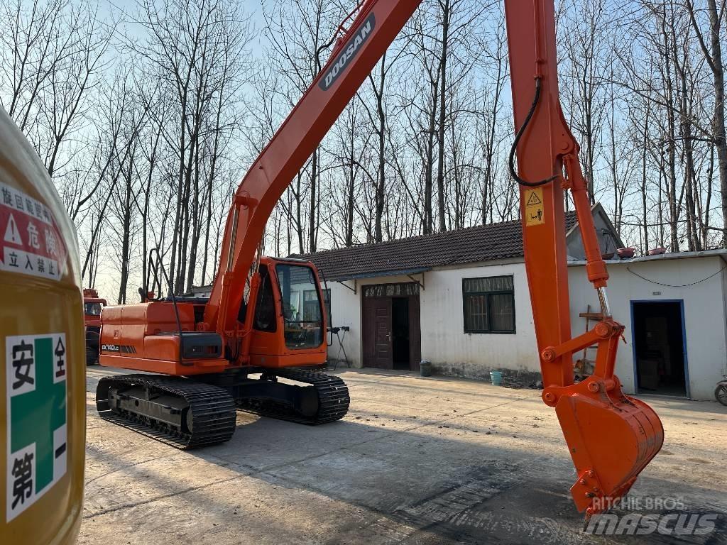 Doosan DX140 Mini ekskavatörler, 7 tona dek