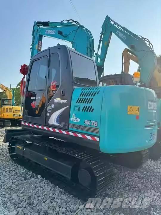 Kobelco SK 75 Paletli ekskavatörler