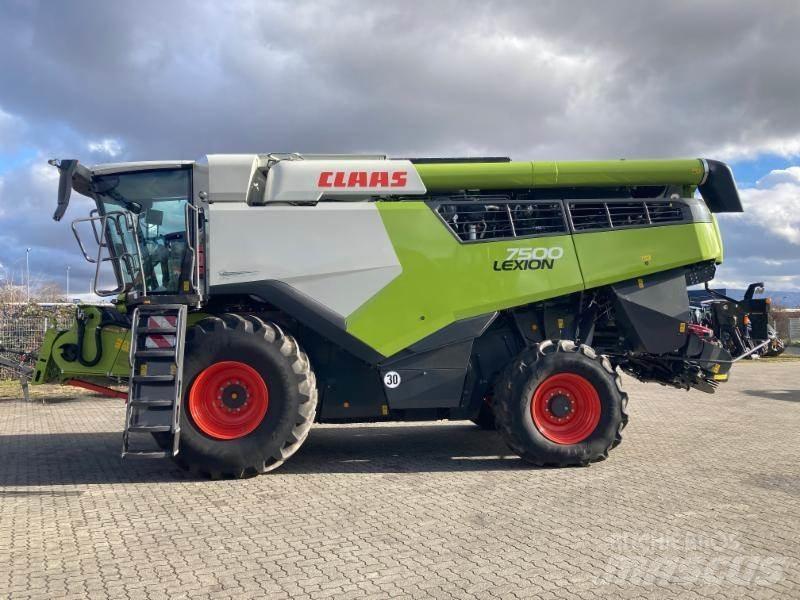 CLAAS LEXION 7500 Biçerdöverler