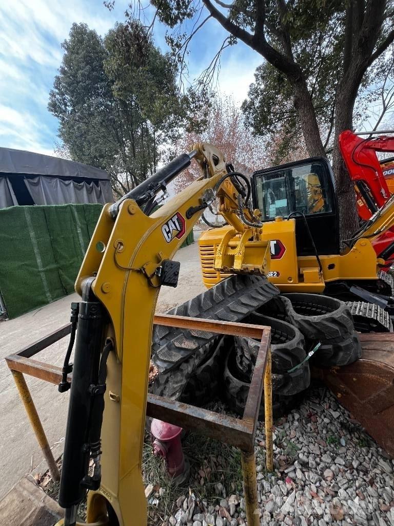 CAT 302 CR Mini ekskavatörler, 7 tona dek