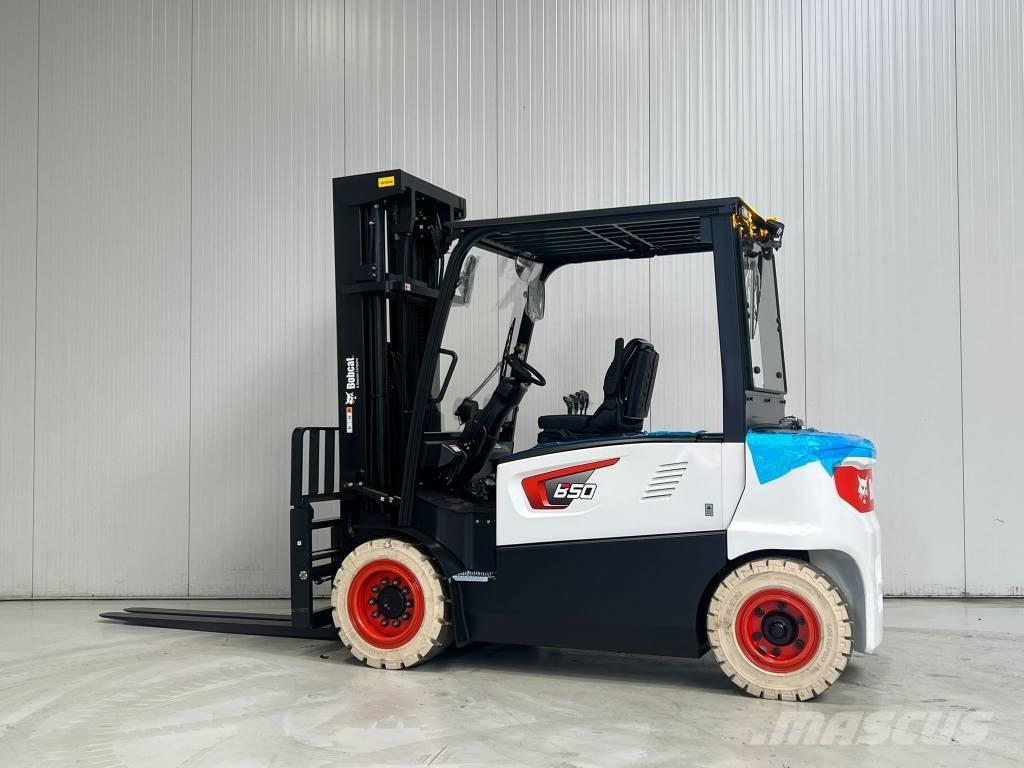 Bobcat B50XC-7 Elektrikli forkliftler