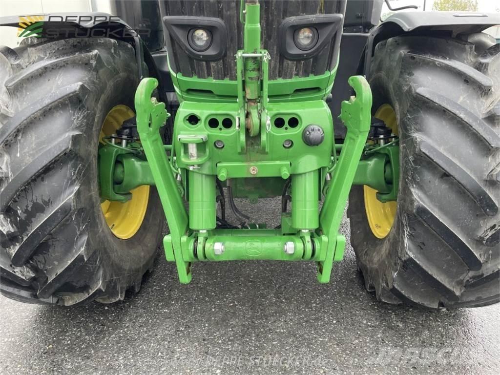 John Deere 6230R Traktörler