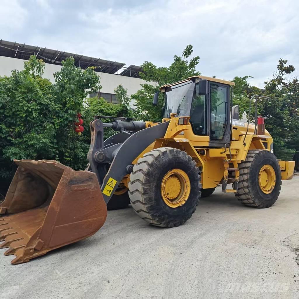 Volvo L 105 Tekerlekli yükleyiciler