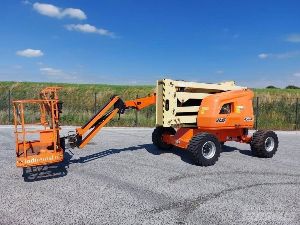 JLG 450 AJ Körüklü personel platformları