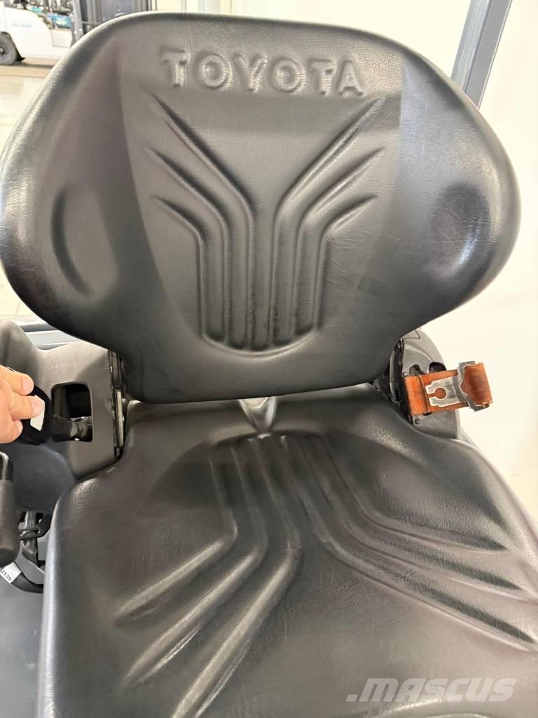 Toyota 11052 - 8FBE16T Elektrikli forkliftler