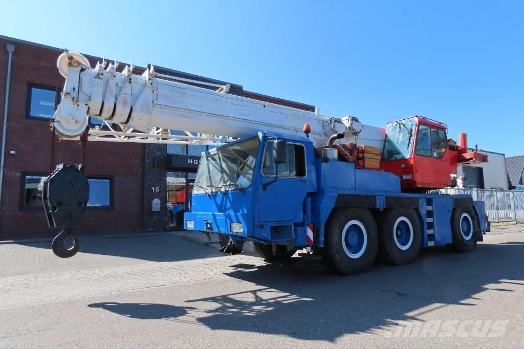Liebherr LTM 1050-1 Yol-Arazi Tipi Vinçler (AT)