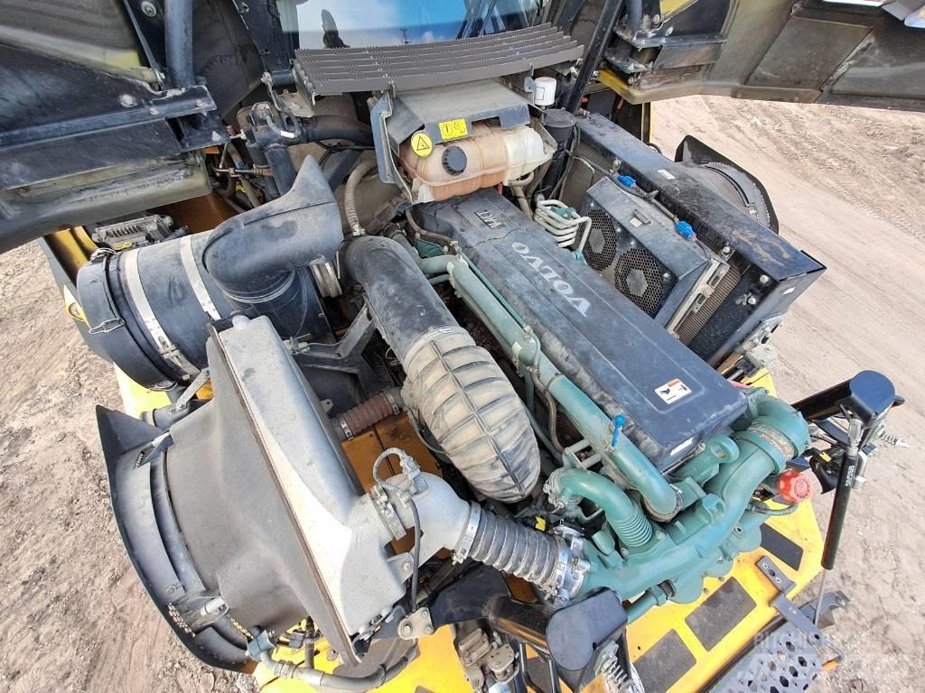 Volvo A45G Belden kirma kaya kamyonu