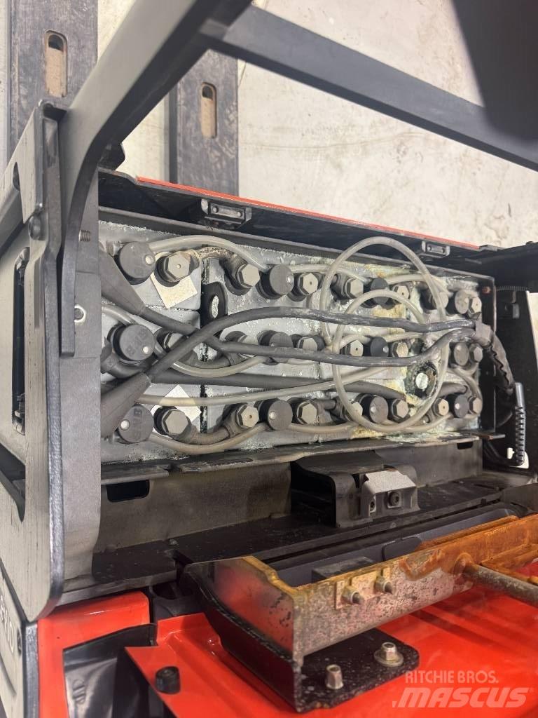 Toyota LPE 220 Düsük seviye platformu