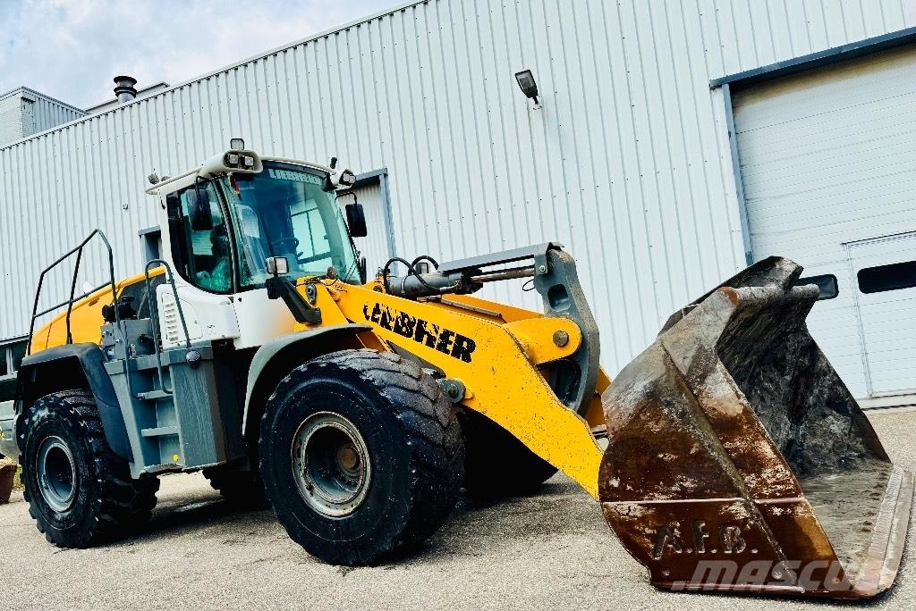 Liebherr L 566 Tekerlekli yükleyiciler