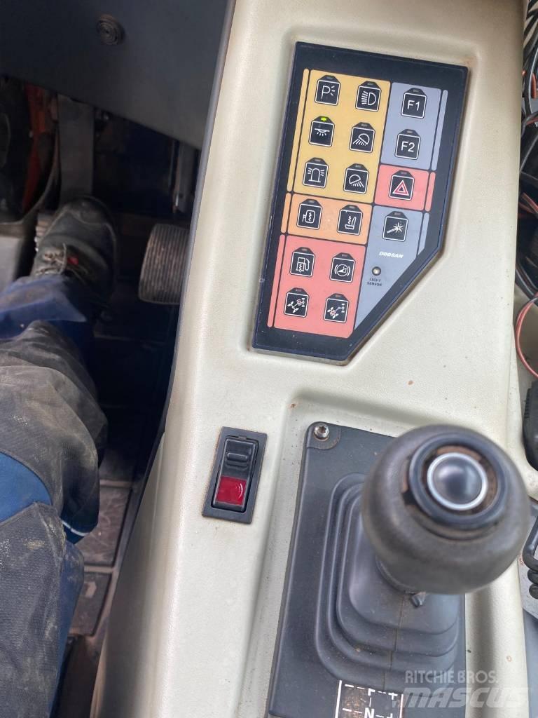 Doosan DA 40 Belden kirma kaya kamyonu