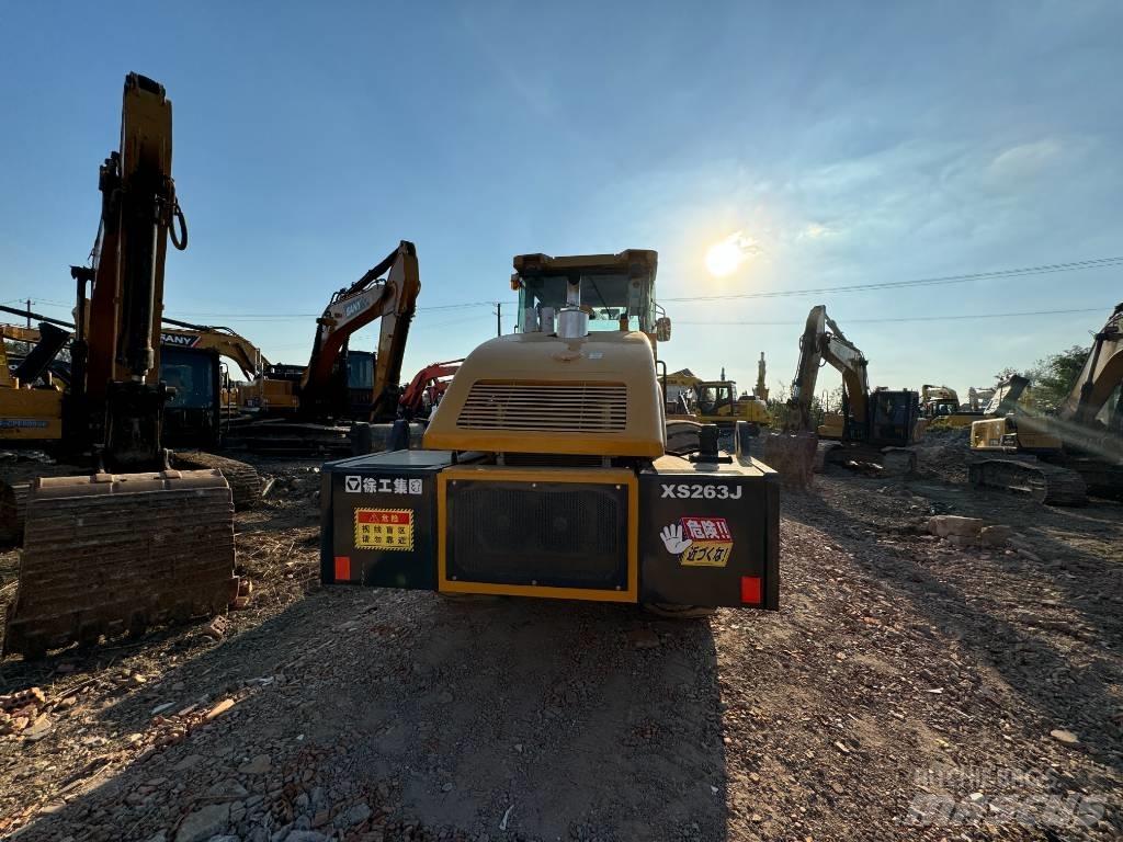 XCMG XS 263 J Tek tamburlu silindirler
