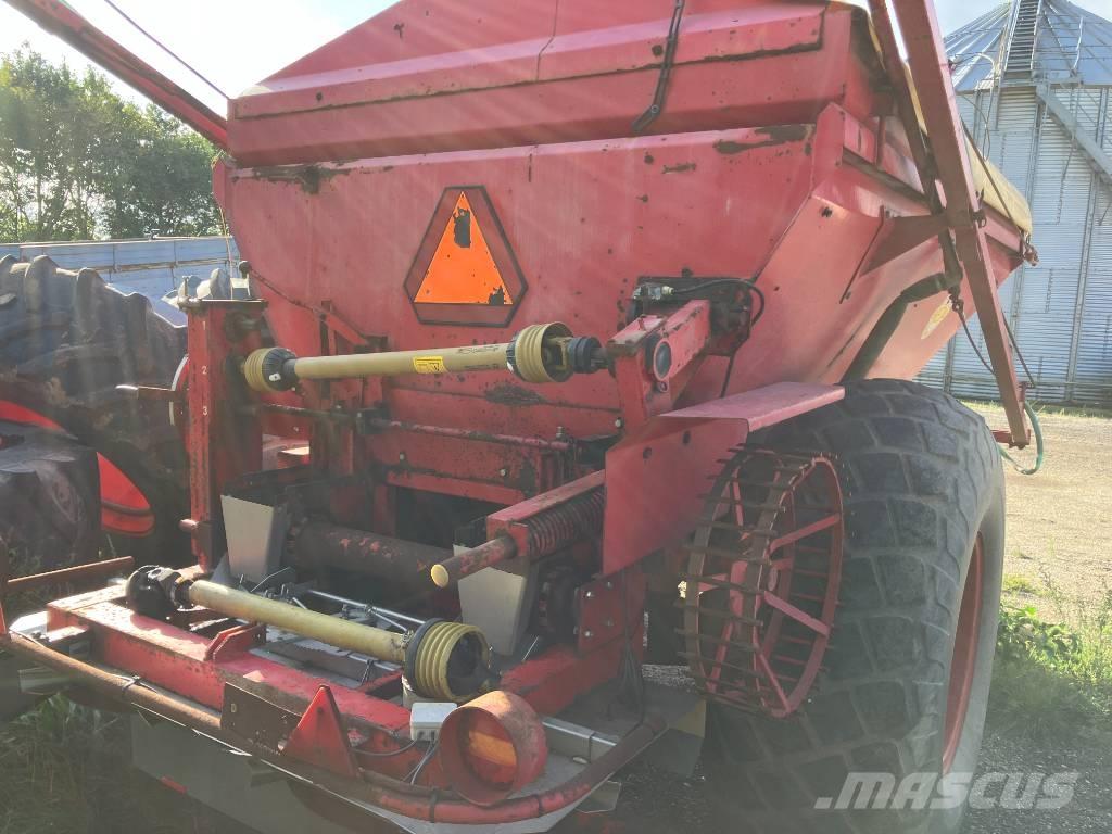 Bredal B 6 Gübre dagitma tankerleri