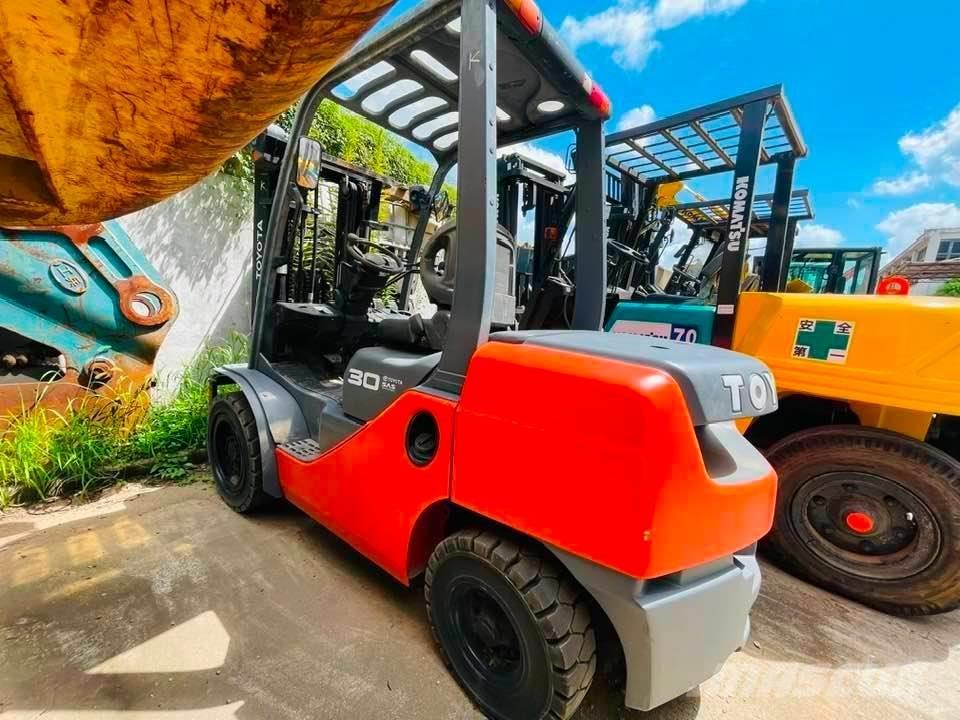 Toyota FB30-7 Elektrikli forkliftler