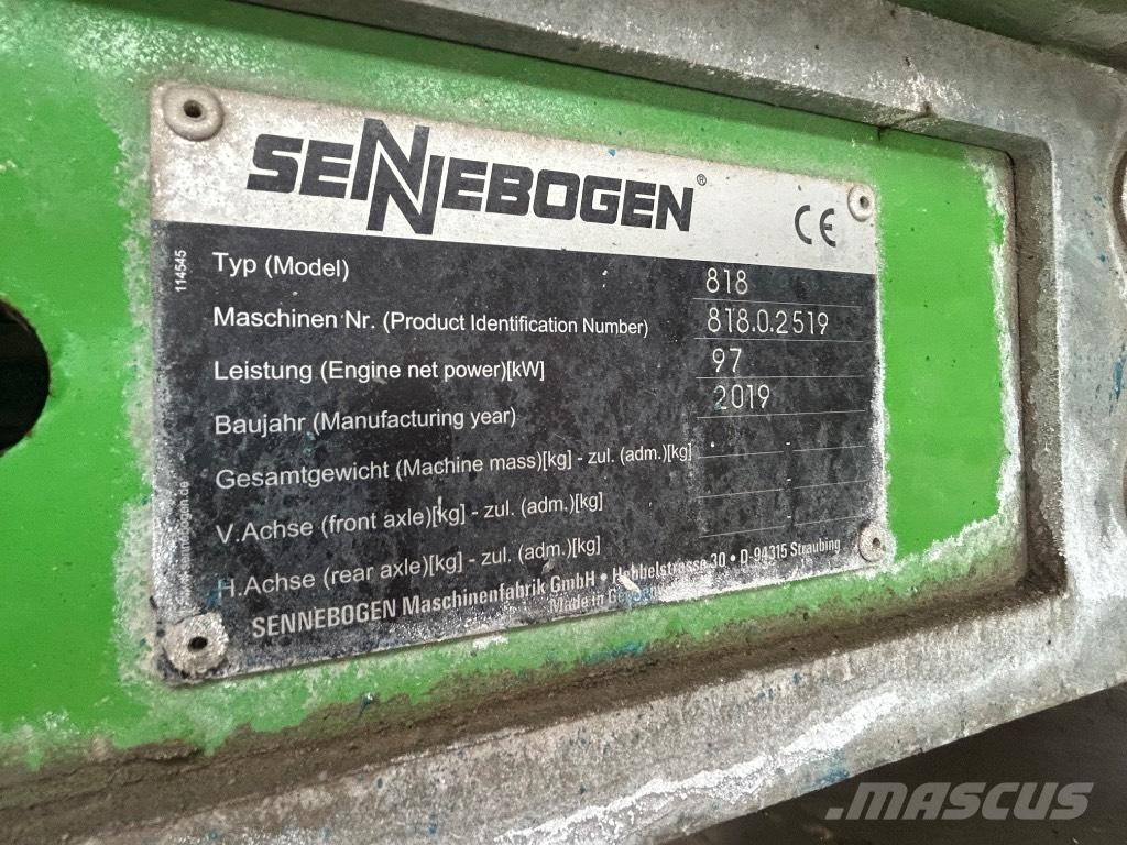Sennebogen 818 Atık taşıma araçları