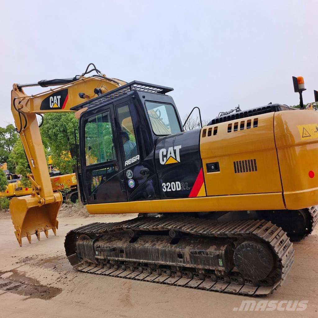 CAT 320 D2 Paletli ekskavatörler