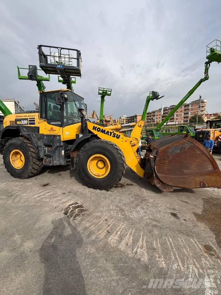 Komatsu WA 320-8 Tekerlekli yükleyiciler