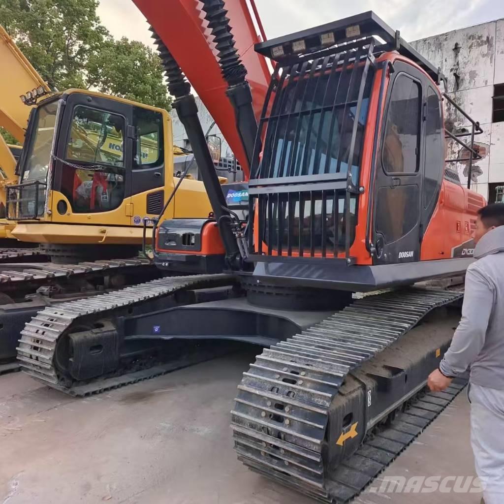Doosan DX 300 LC Paletli ekskavatörler