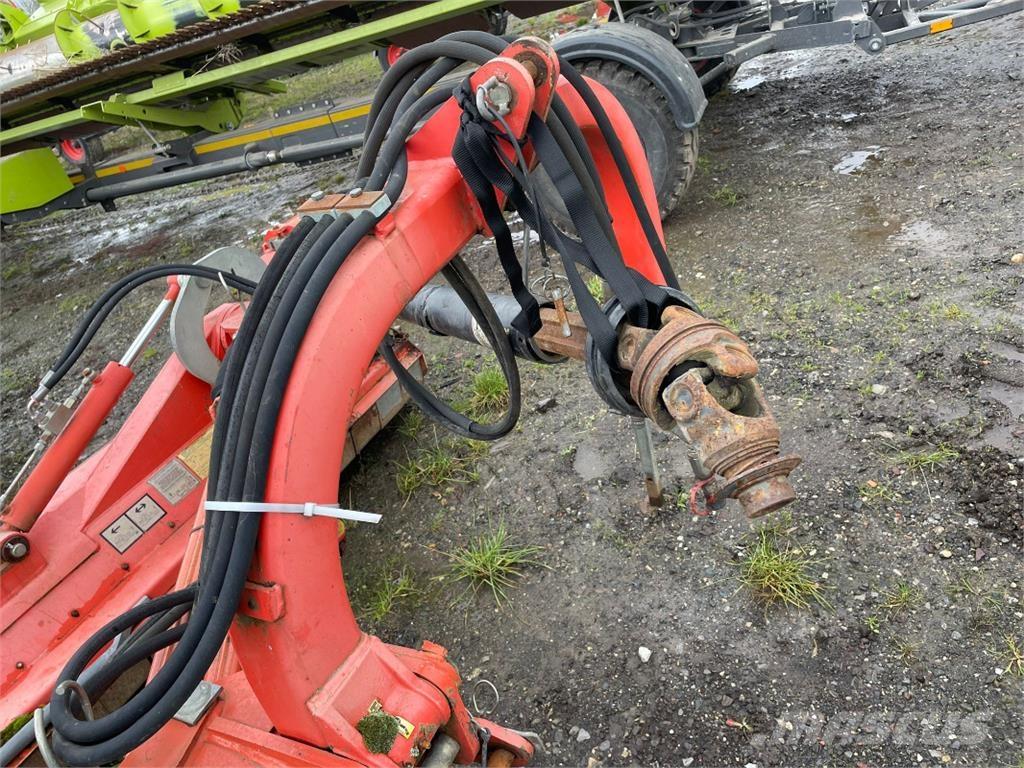 Kuhn TB 211 Diger yem biçme makinalari