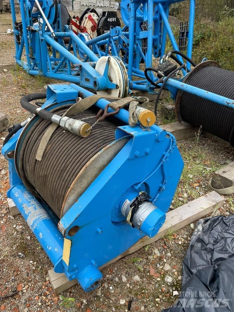 Liebherr Crane parts Arazi Tipi Vinçler (RT)
