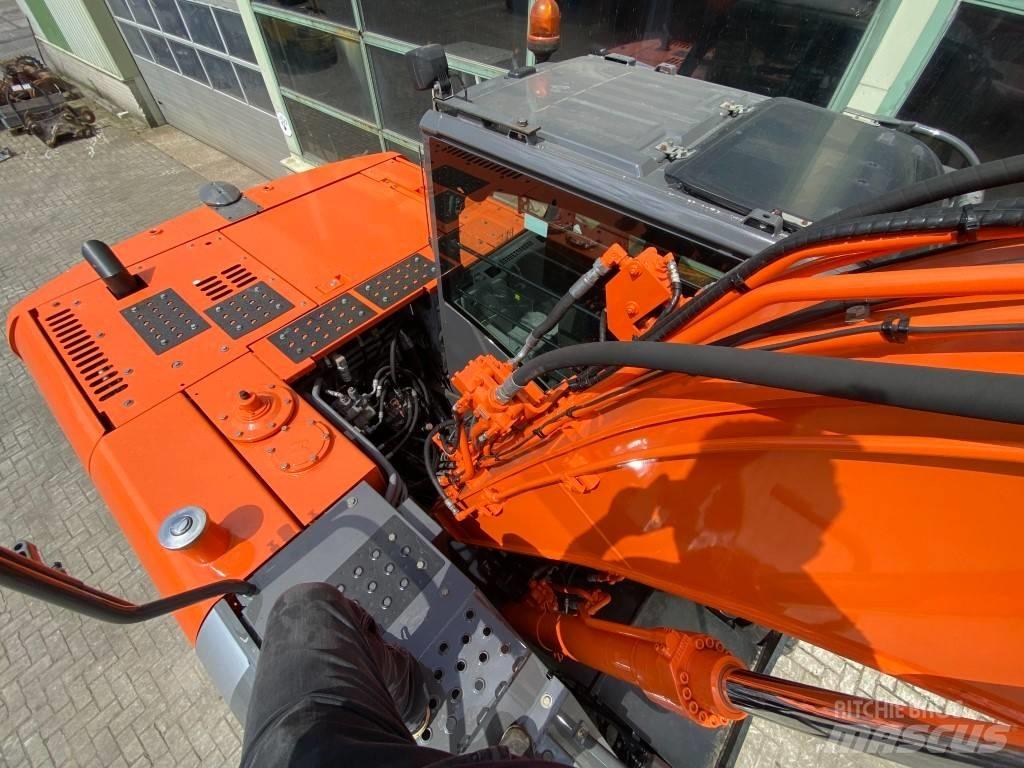 Hitachi ZX 140 W-3 Lastik tekerli ekskavatörler