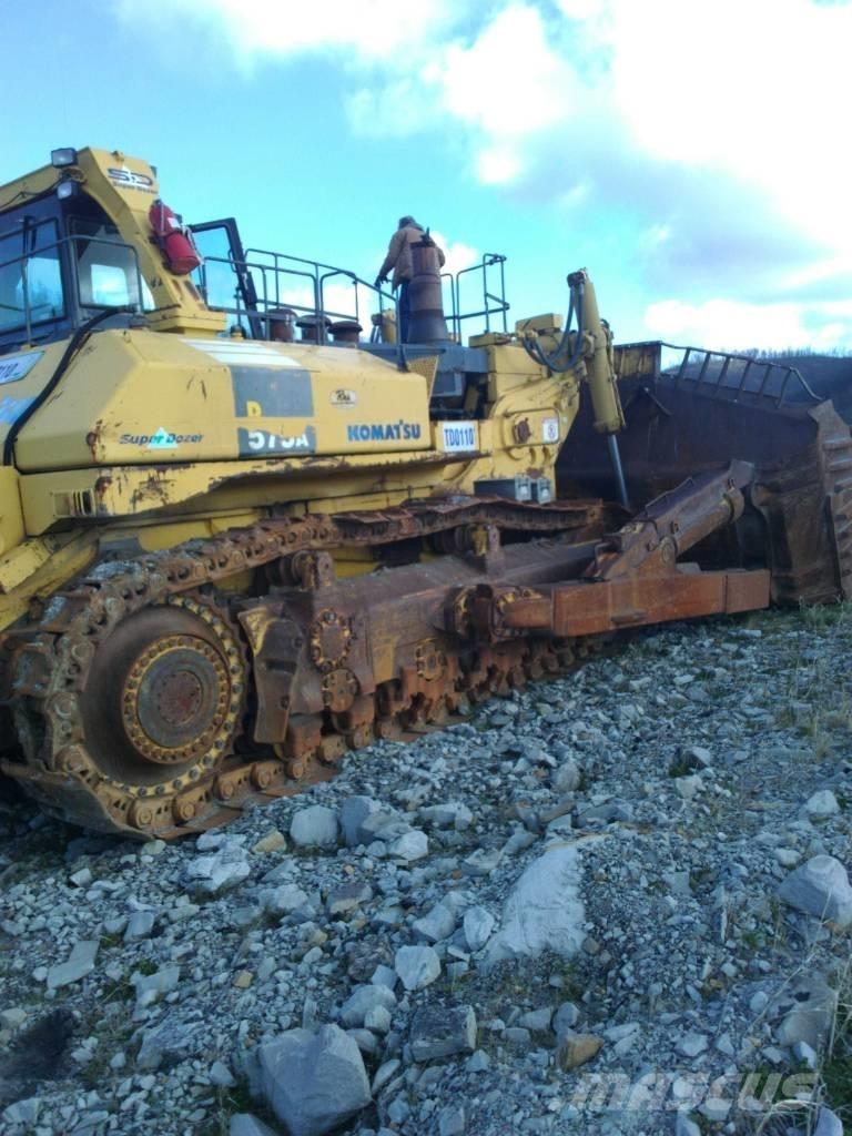 Komatsu D 575 A-3 Paletli dozerler