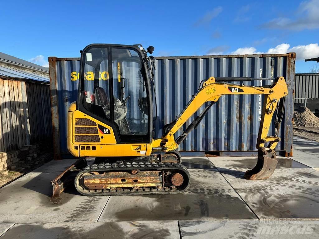 CAT 302.4 D Mini ekskavatörler, 7 tona dek