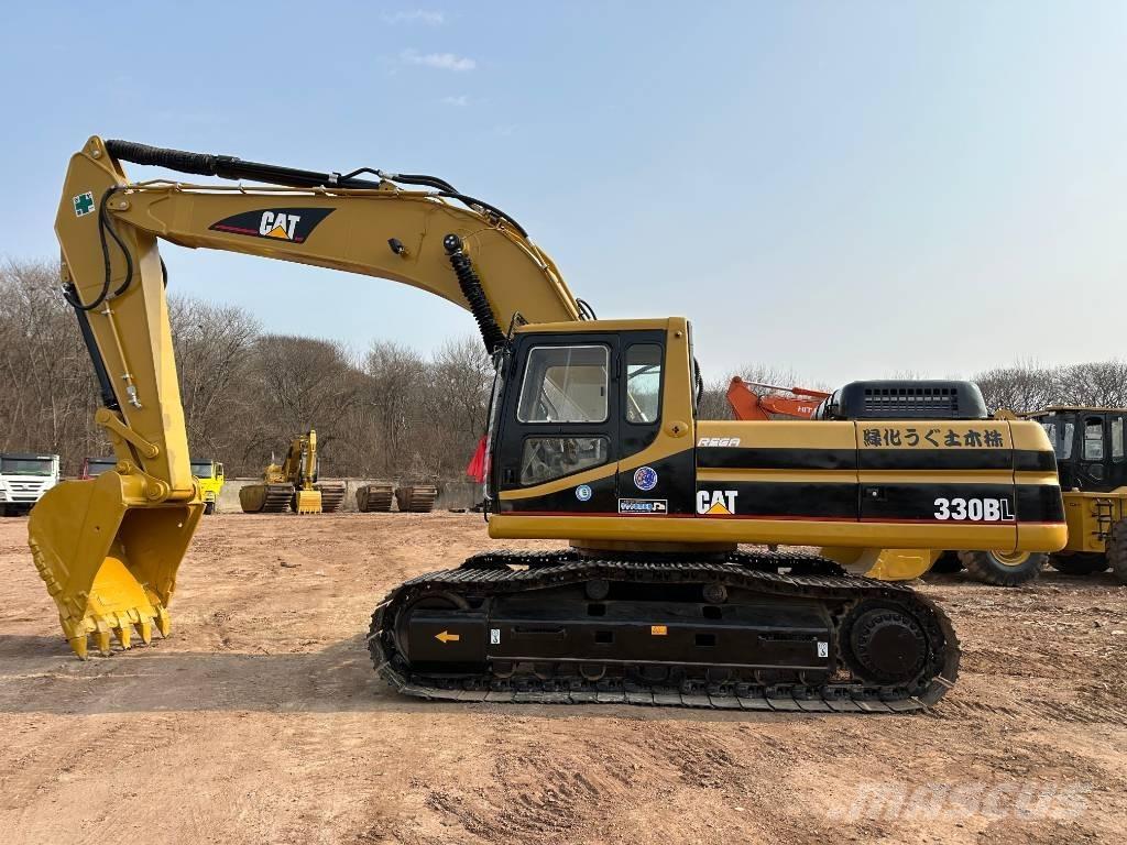CAT 330BL Paletli ekskavatörler