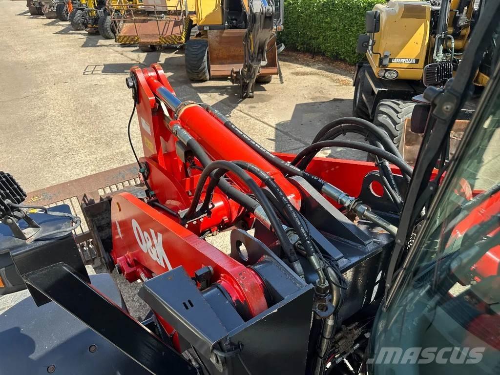 O&K 25.6 Tekerlekli yükleyiciler