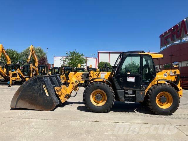 JCB 560-80 WM Teleskopik yükleyiciler