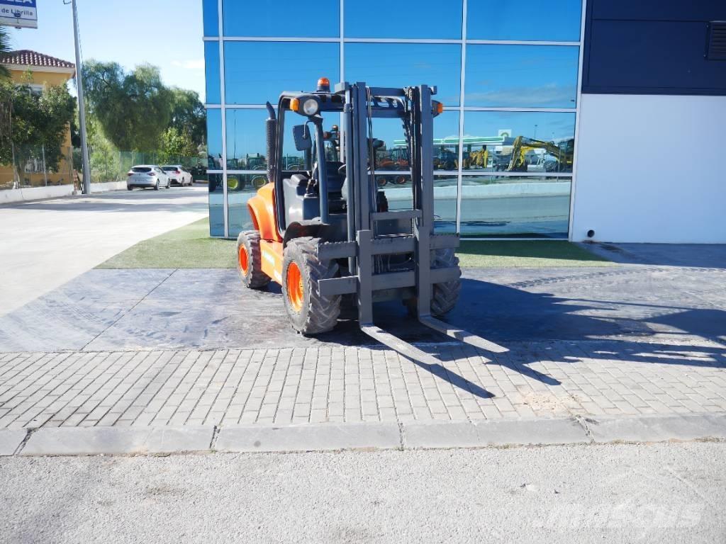 Ausa C 200 H X4 Arazi tipi forklift