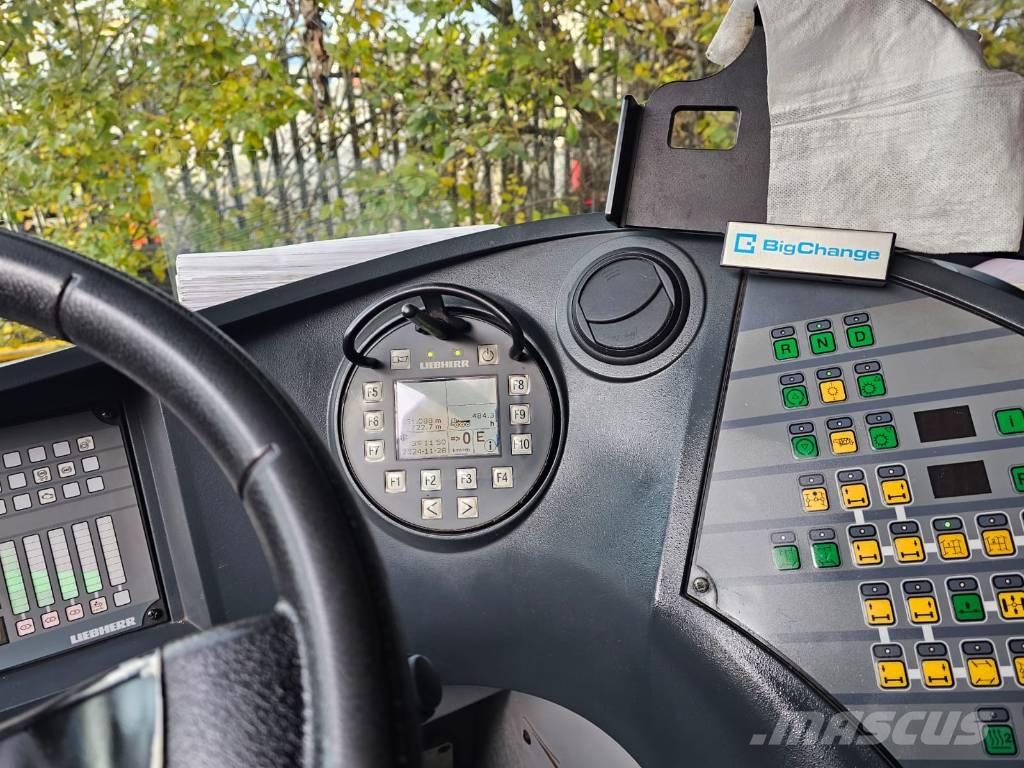 Liebherr MK 140 Plus Yol-Arazi Tipi Vinçler (AT)