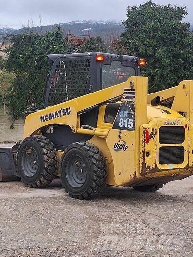 Komatsu SK815 Mini yükleyiciler