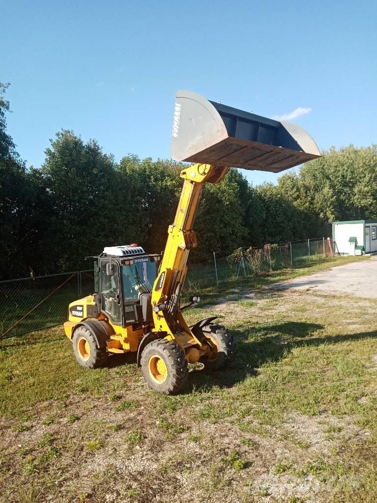 Impodan DN30T Teleskopik tekerlekli yükleyiciler