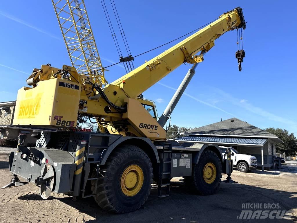 Grove RT 880 E Arazi Tipi Vinçler (RT)