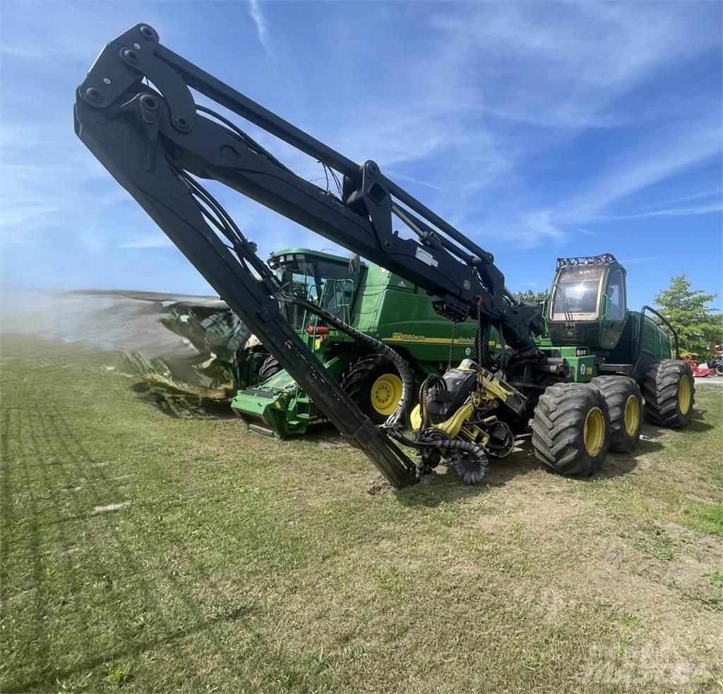 John Deere 1270 E Biçerdöverler