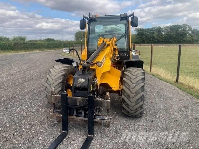 JCB TM 320 S Tarimsal teleskopik yükleyiciler