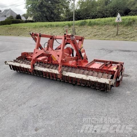 Kuhn HR 3001D Üniversal ekim makinasi