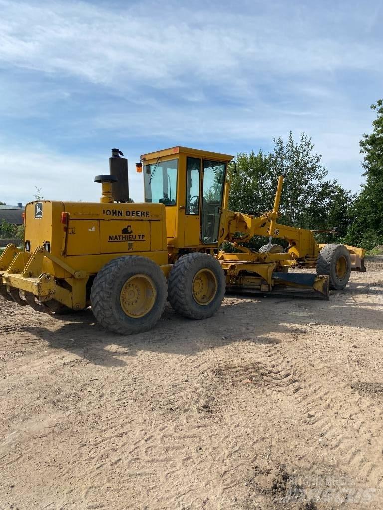 John Deere 770b Greyderler