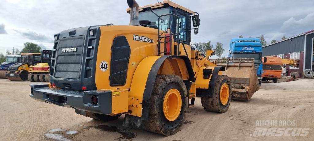 Hyundai HL 960 Tekerlekli yükleyiciler