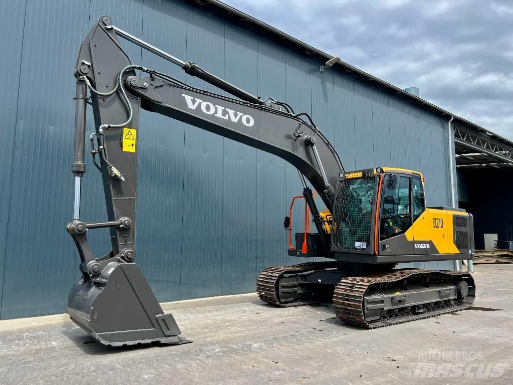 Volvo EC 210 Paletli ekskavatörler