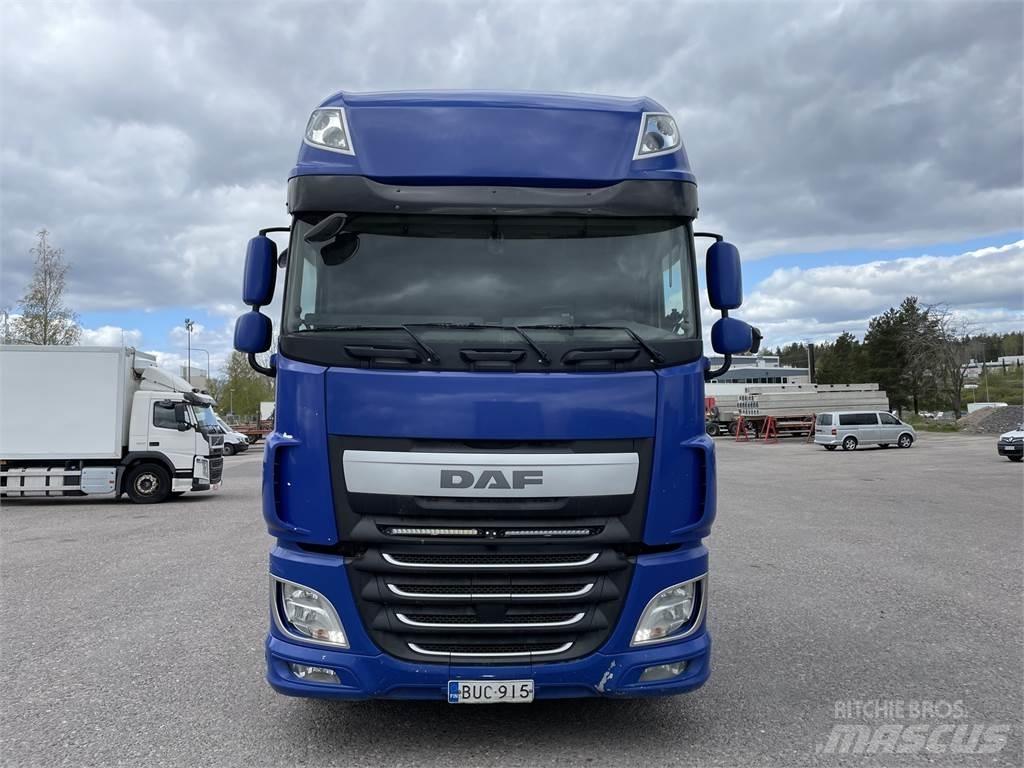 DAF XF510 6x2 Vinçli kamyonlar