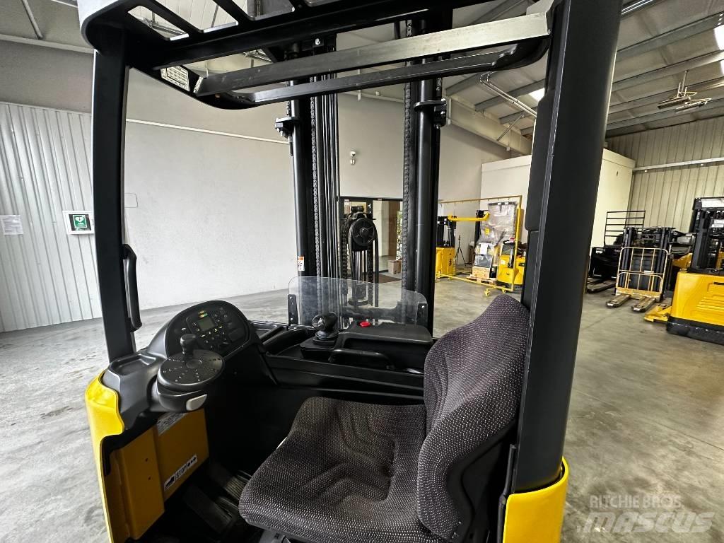Yale MR16 Reach truck - depo içi istif araçları