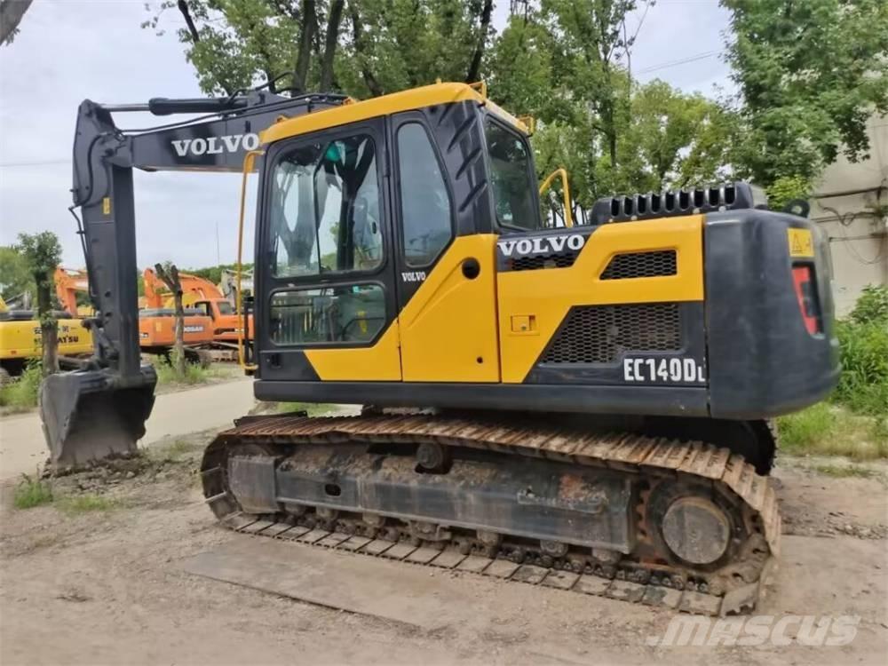 Volvo EC 140 B LC Paletli ekskavatörler