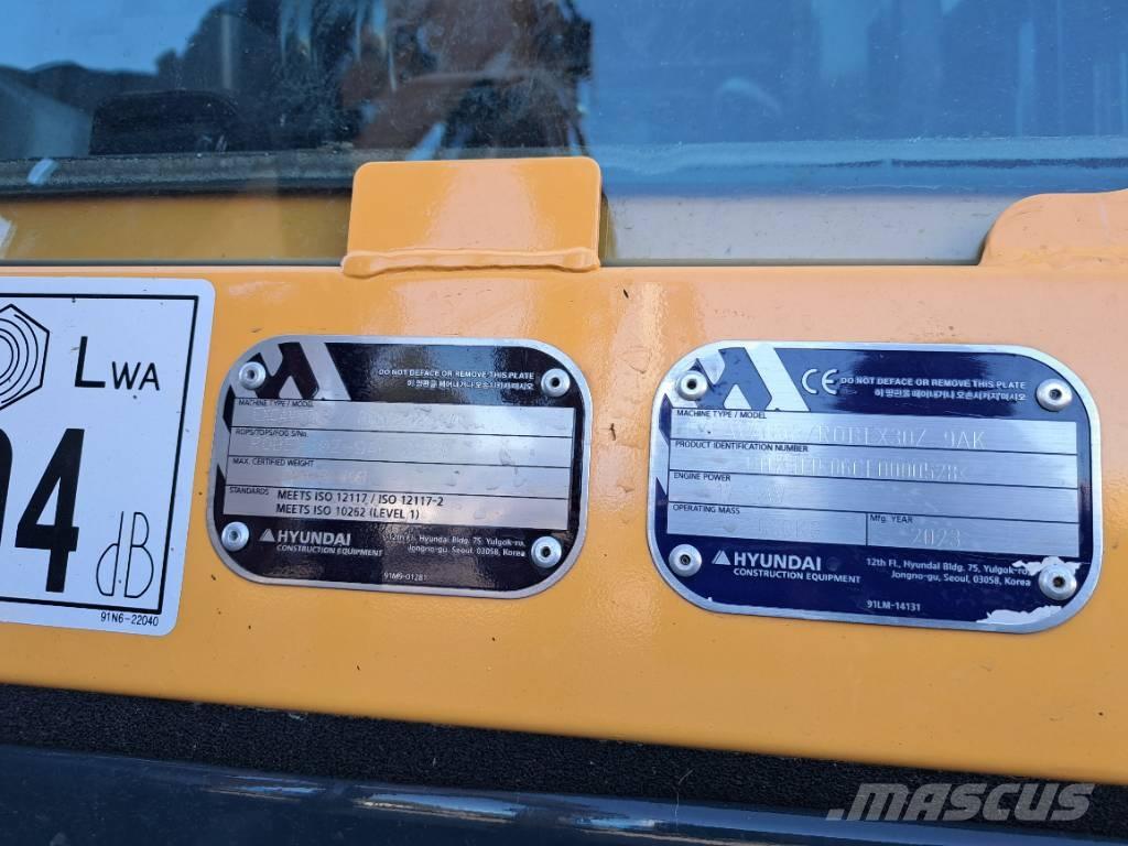 Hyundai R30 Z-9AK Mini ekskavatörler, 7 tona dek